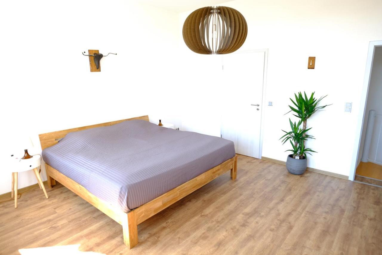 B3 - Bike & Bed Bitterfeld Apartment Exterior photo