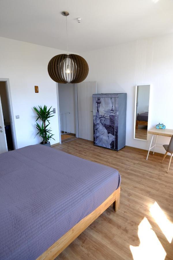 B3 - Bike & Bed Bitterfeld Apartment Exterior photo